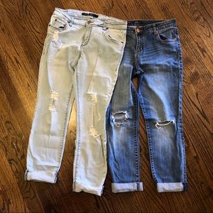 STS Blue cropped distressed jeans in a size 9